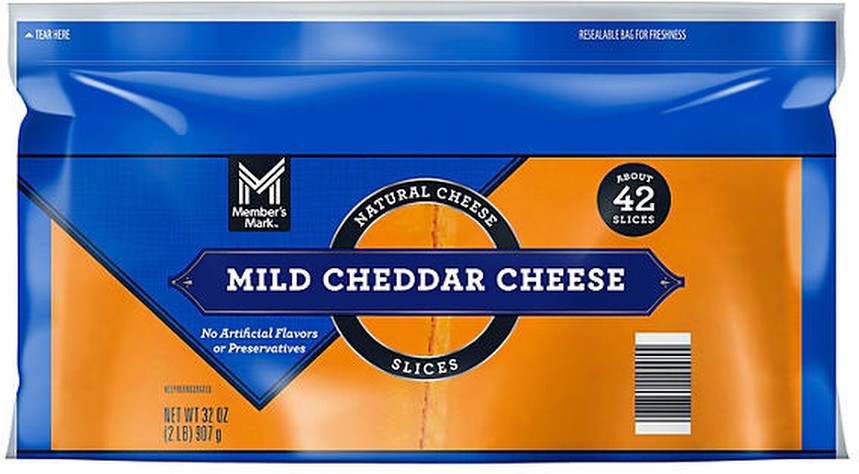 Mild Cheddar Cheese Slices, 2 lbs. (about 42 slices) Best Monthly Vale Buy